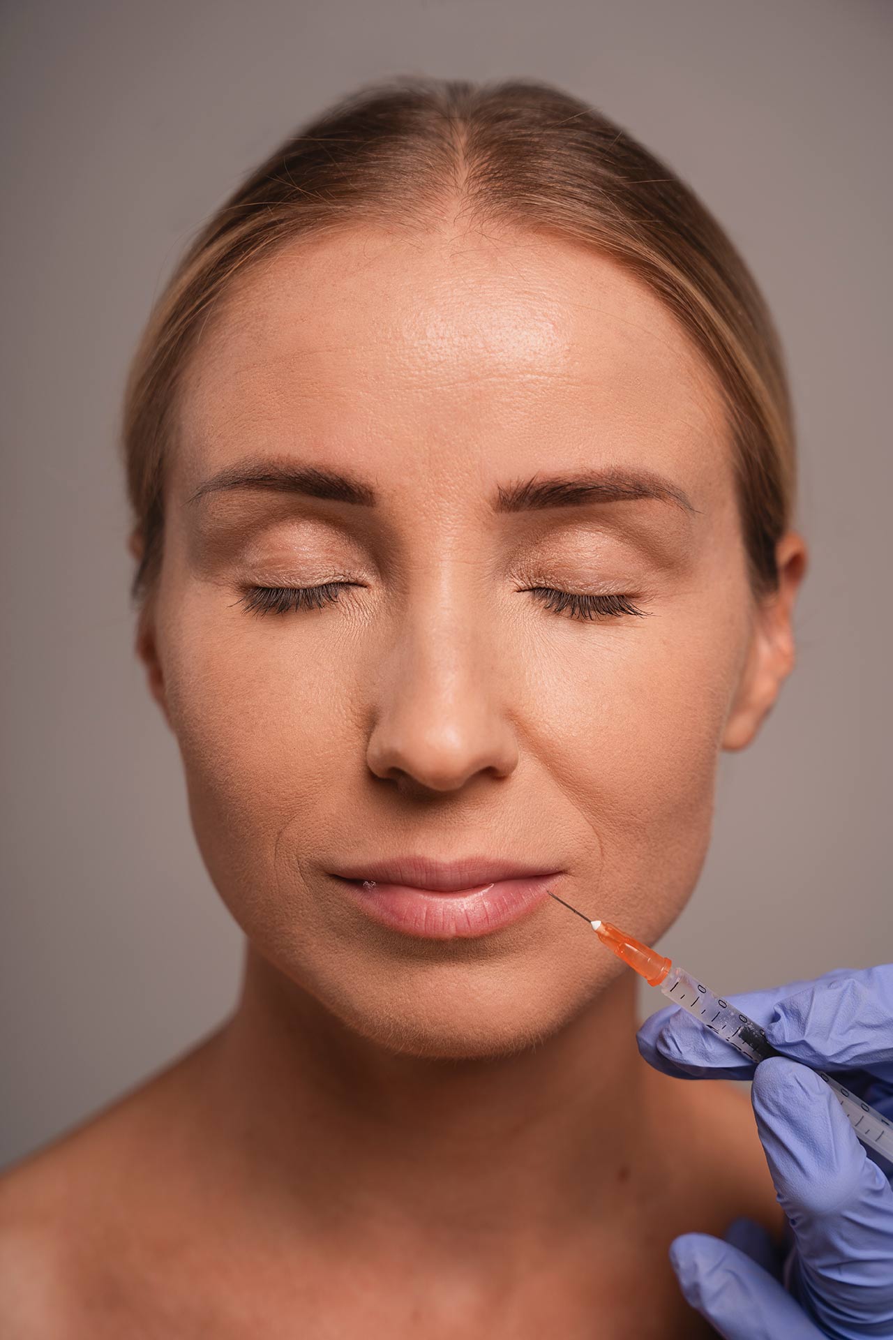 Medicina Estética Facial  en Madrid realizada por la Doctora Silvia Rosón, especialista en cirugía maxilofacial, ortognática y medicina estética facial.
